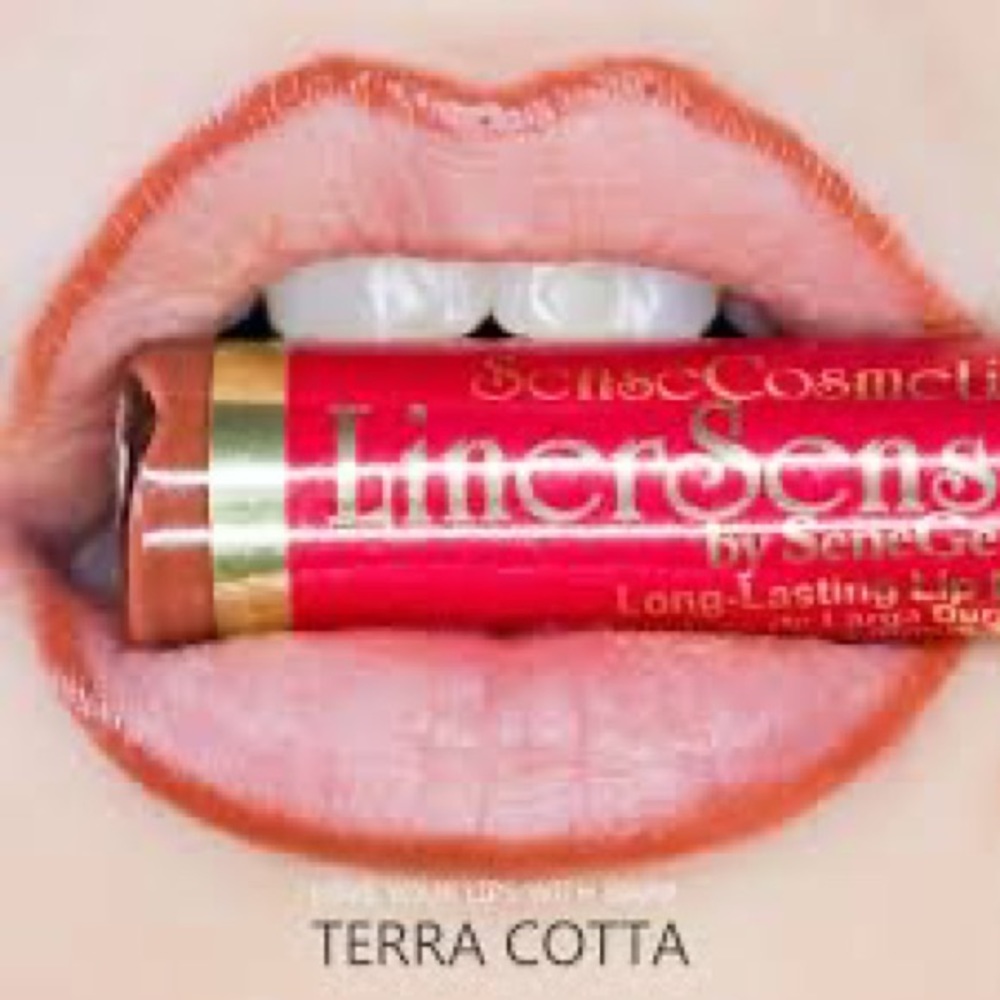 Linersense by Senegence. Shade: Terra Cotta. NWT.